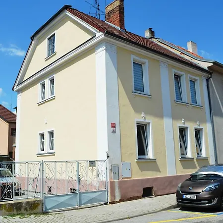 Apartamento U Malého Jezu *